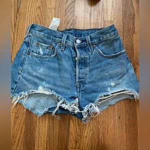 levis blue denim shorts